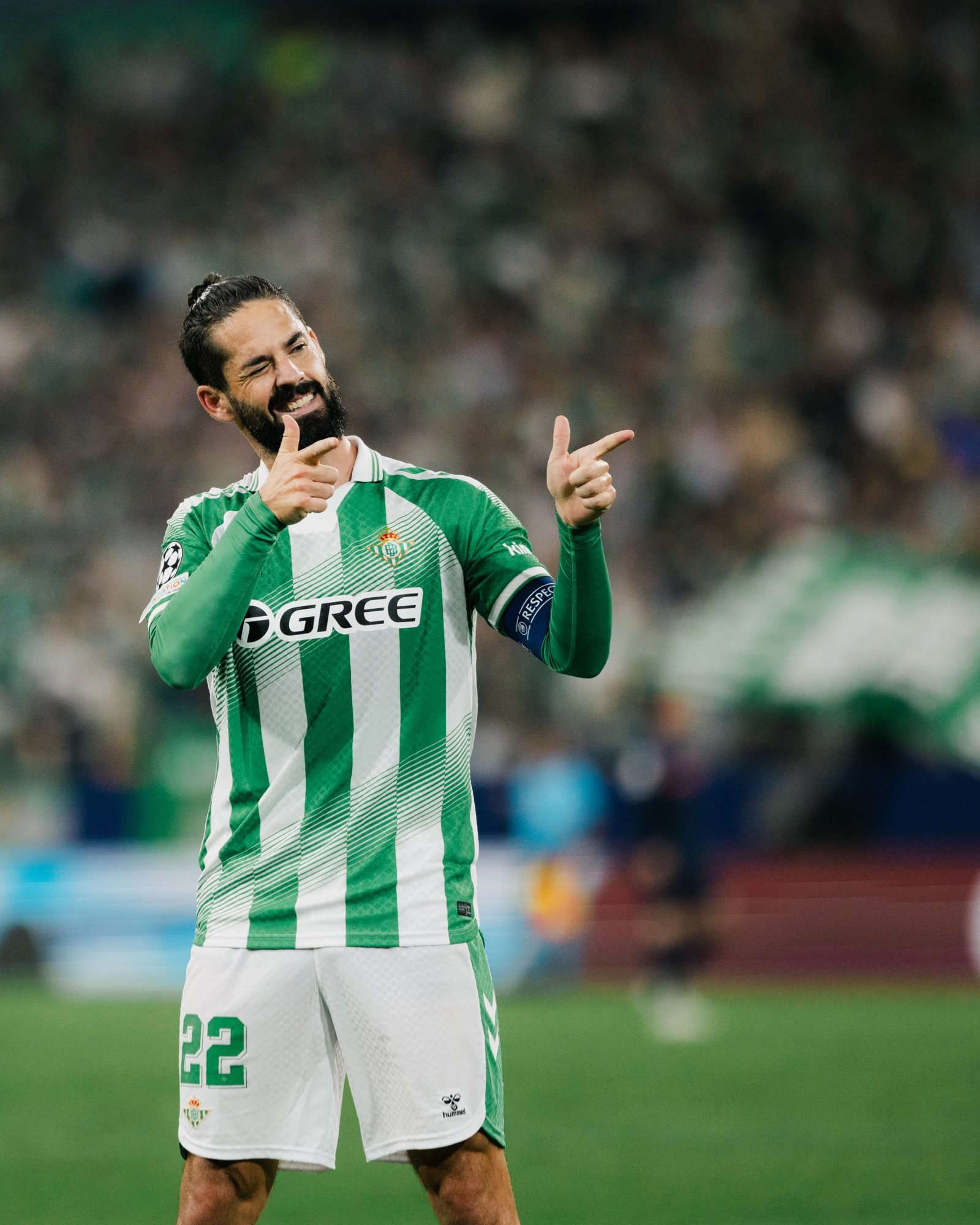 Betis 1-0 Feyenoord: Isco firma el pleno y Ernst evita la goleada — foto 3