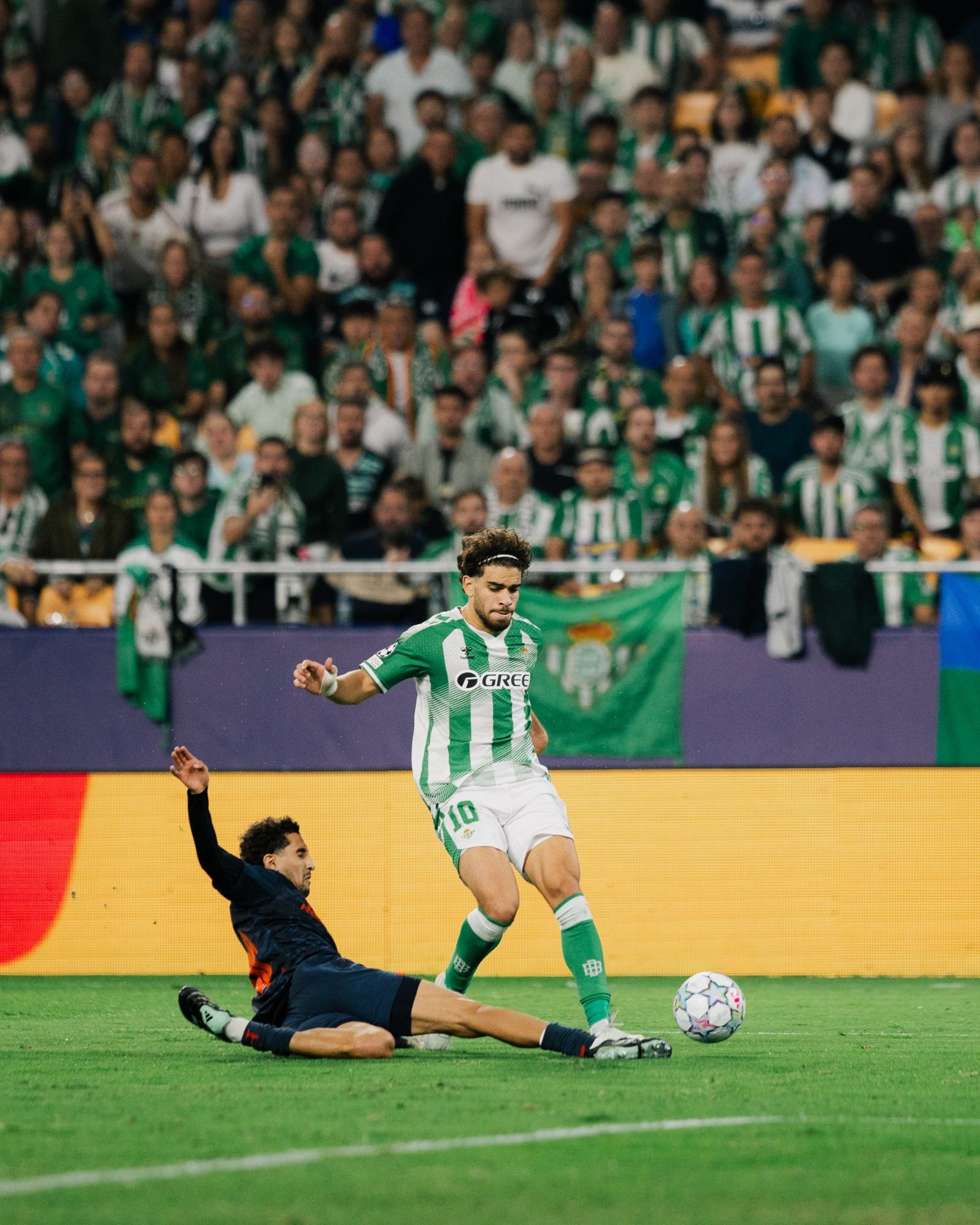 Betis 1-0 Feyenoord: Isco firma el pleno y Ernst evita la goleada — foto 6