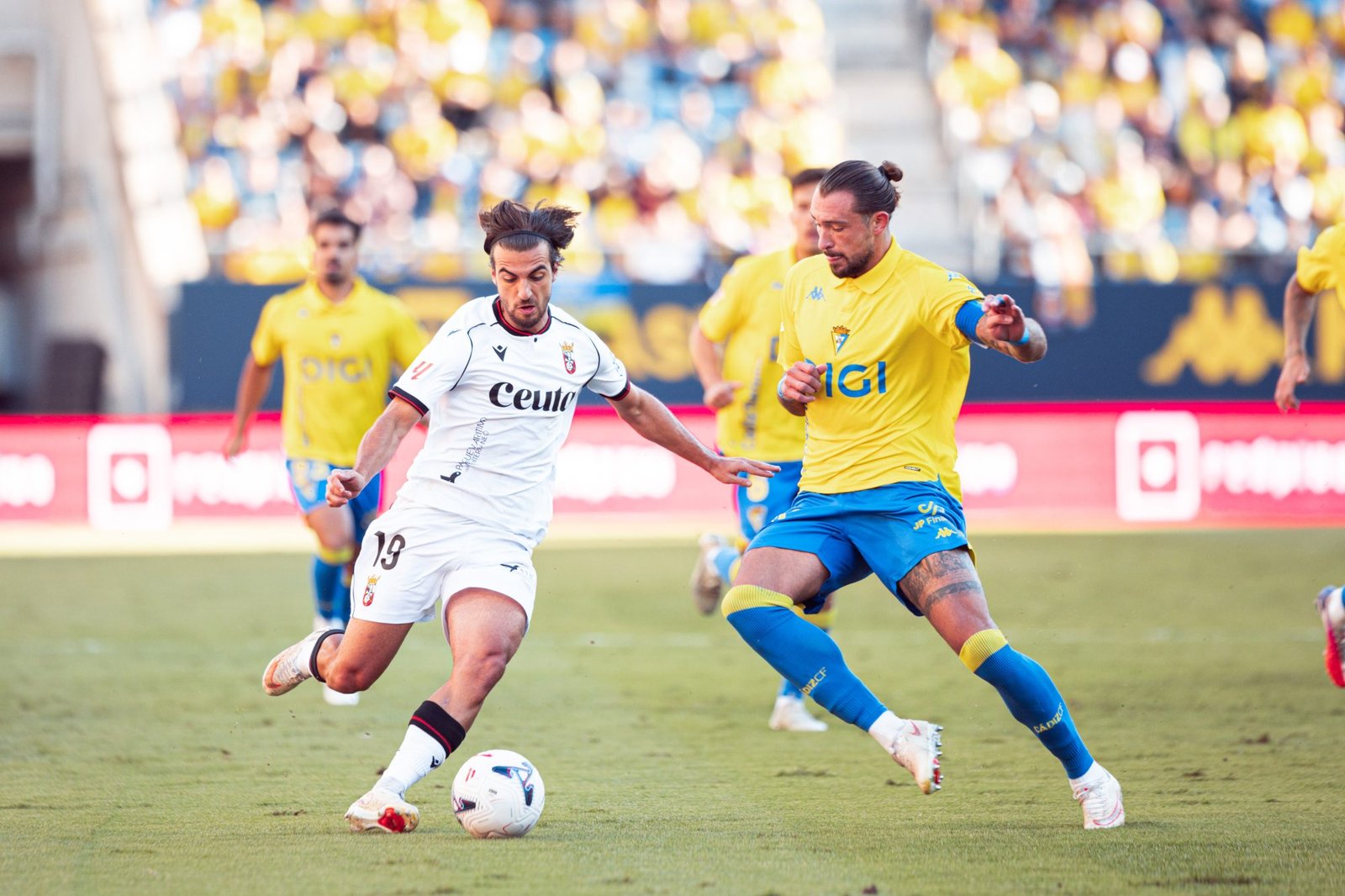 Cádiz 3-1 Ceuta: Borja Jiménez se estrena con remontada y saca al Cádiz del pozo