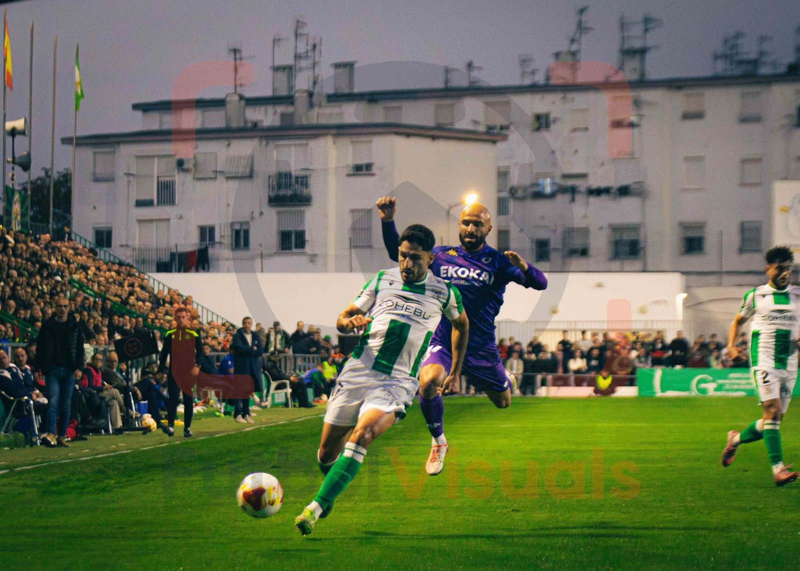 El Atlético Sanluqueño rescata un punto con heroísmo ante un Hércules superior. — foto 2