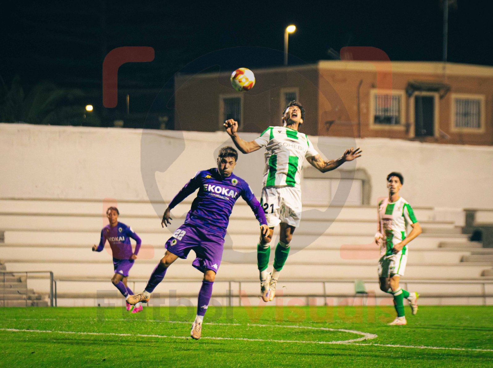 El Atlético Sanluqueño rescata un punto con heroísmo ante un Hércules superior. — foto 6