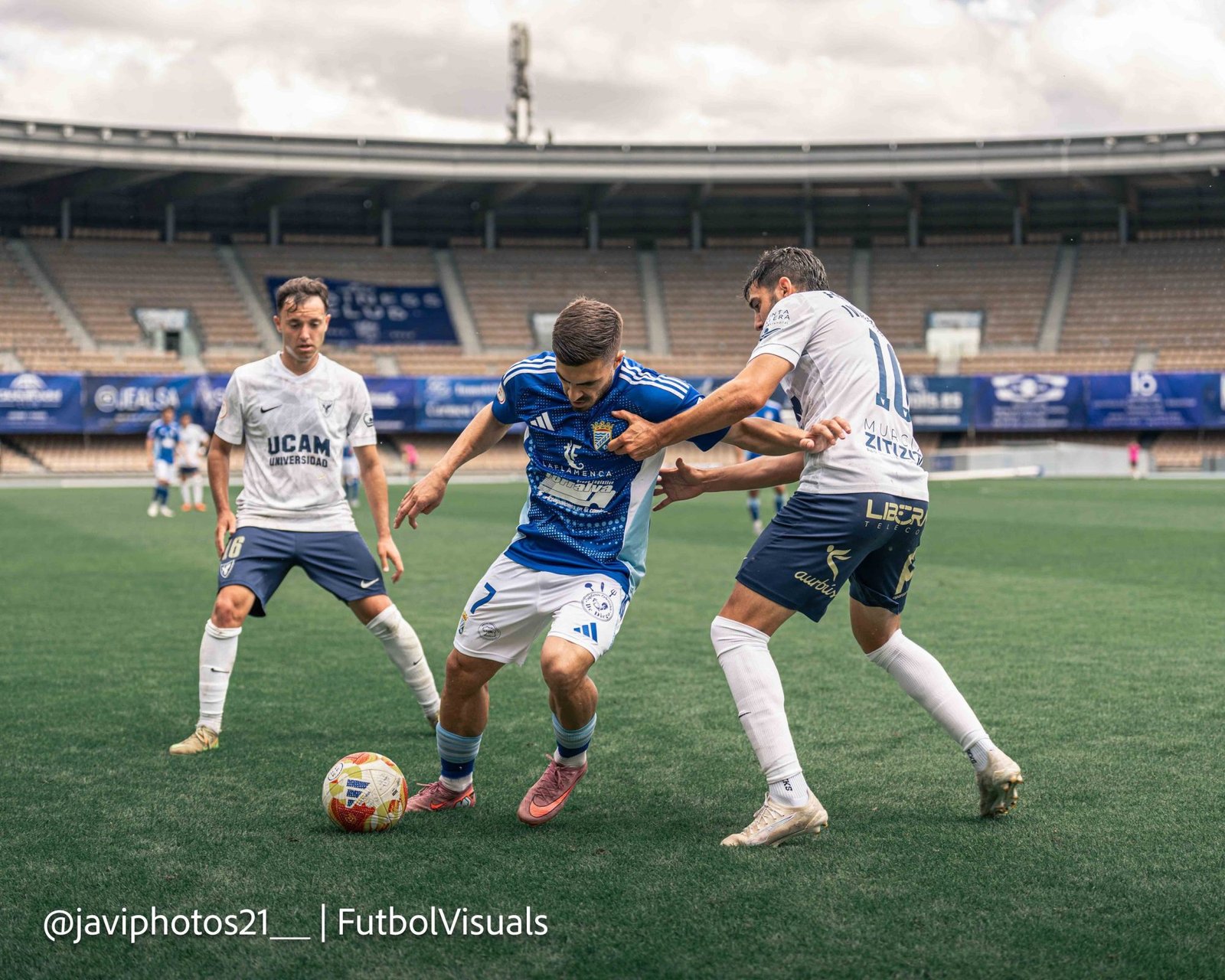 El Xerez CD cree, resiste y se gana el derecho a soñar — foto 6