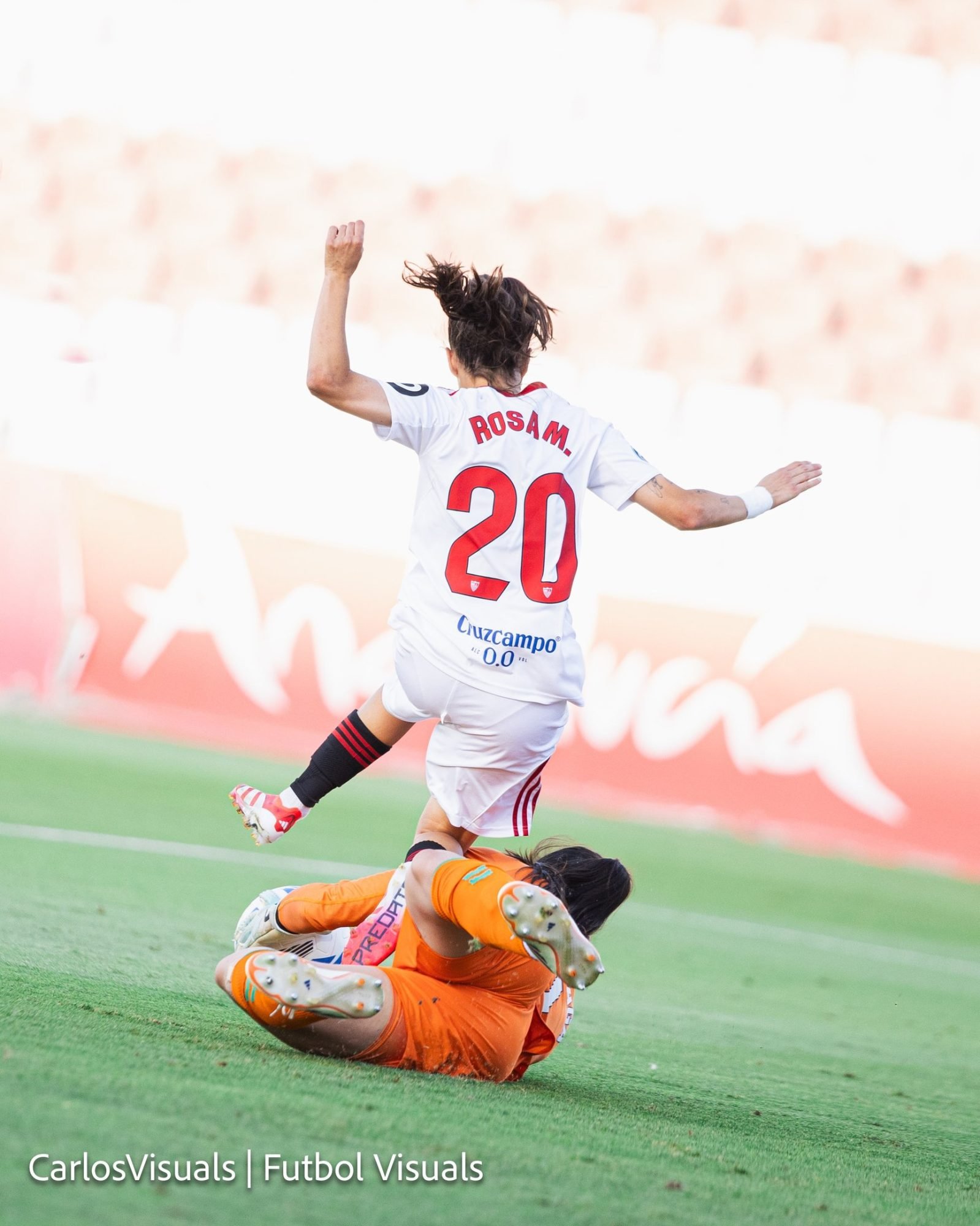 Un empate sin goles continúa la mala racha del Sevilla. — foto 6