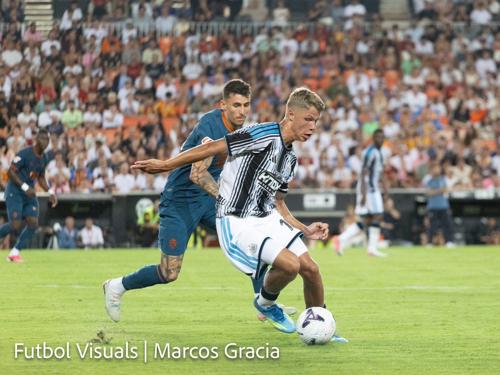 Galería: El Valencia pierde el Naranja 1 - 2 ante el Newcastle — foto 13