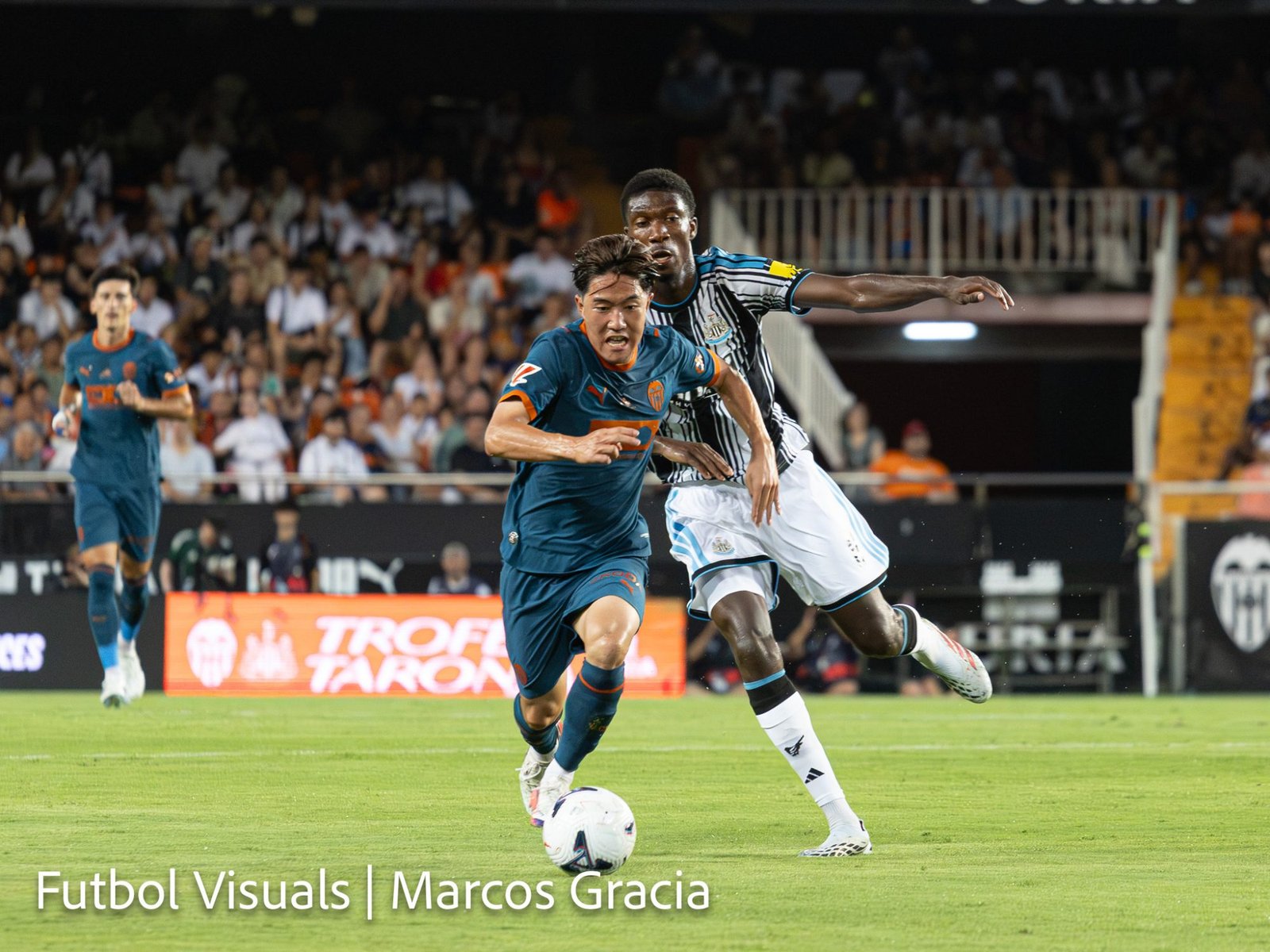 Galería: El Valencia pierde el Naranja 1 - 2 ante el Newcastle — foto 7
