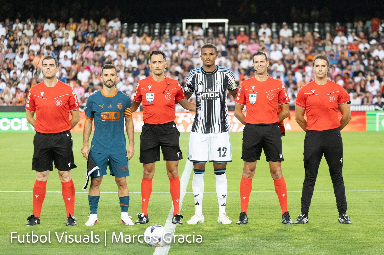 Galería: El Valencia pierde el Naranja 1 - 2 ante el Newcastle — foto 3