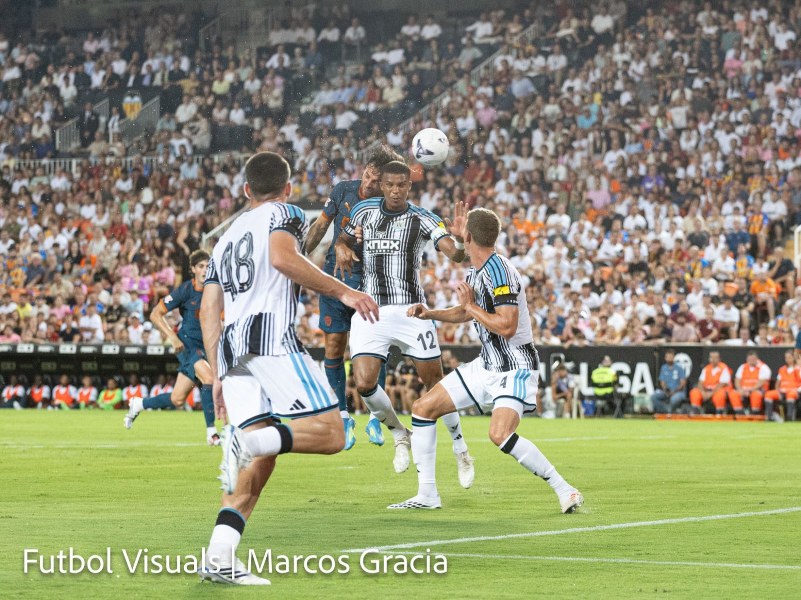 Galería: El Valencia pierde el Naranja 1 - 2 ante el Newcastle — foto 8